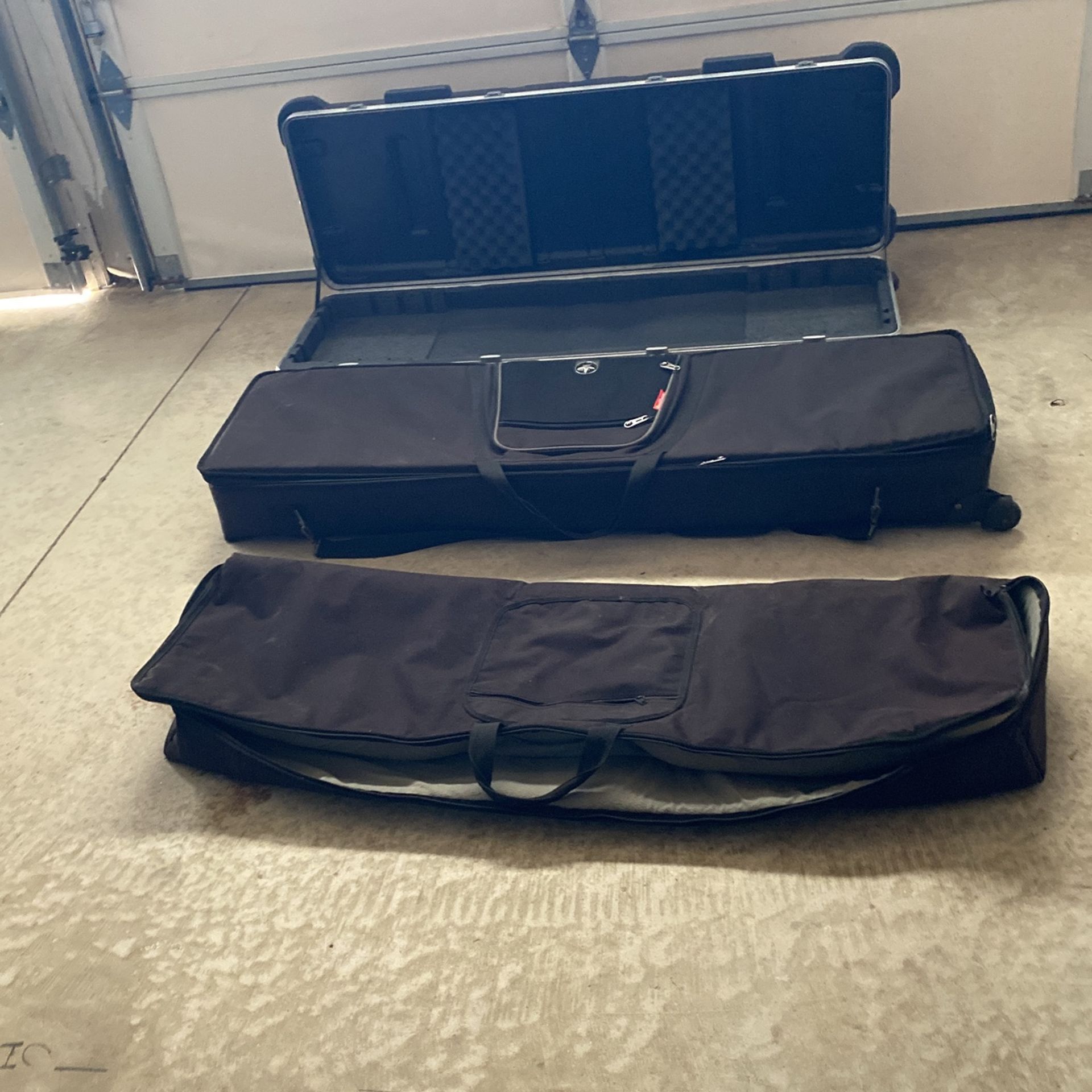 Electric Keyboard Cases