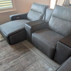 Rooms To Go Modulartwo Couch