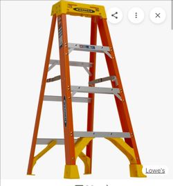 Lowe's
Werner Fiberglass Step Ladder with 300 Load Capacity