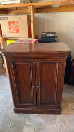 DVD/CD cabinet