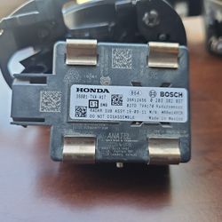2018 TO 2020 HONDA ACCORD CRUISE CONTROL RADAR SENSOR NO BRAKET 36801-TVA-A17   OEM USED 