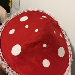 Mushroom with pearls hat