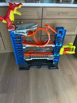 Hot Wheels Ultimate Garage Playset