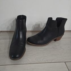 Cole Hann Boots. Women's Size 8 1/2 