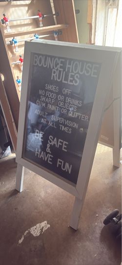 Sidewalk letter board