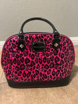 Loungefly edgy skull handbag