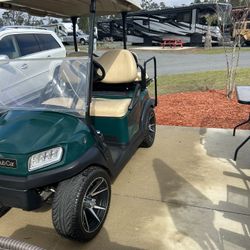 Golf Cart. 2022 CLUB CAR Tempo.