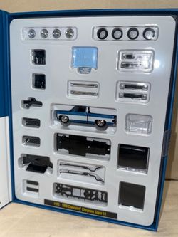 1(contact info removed) Chevrolet cheyene súper 10 toys