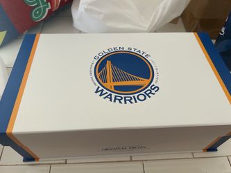 Original Grain Golden State Warriors 2017 Championship Court Watch – Limited Edition #111/500