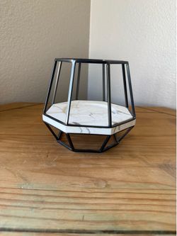 Bath & Body Works black metal candle holder