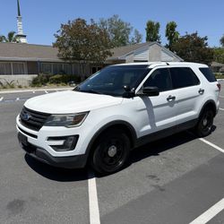 2016 Ford Explorer