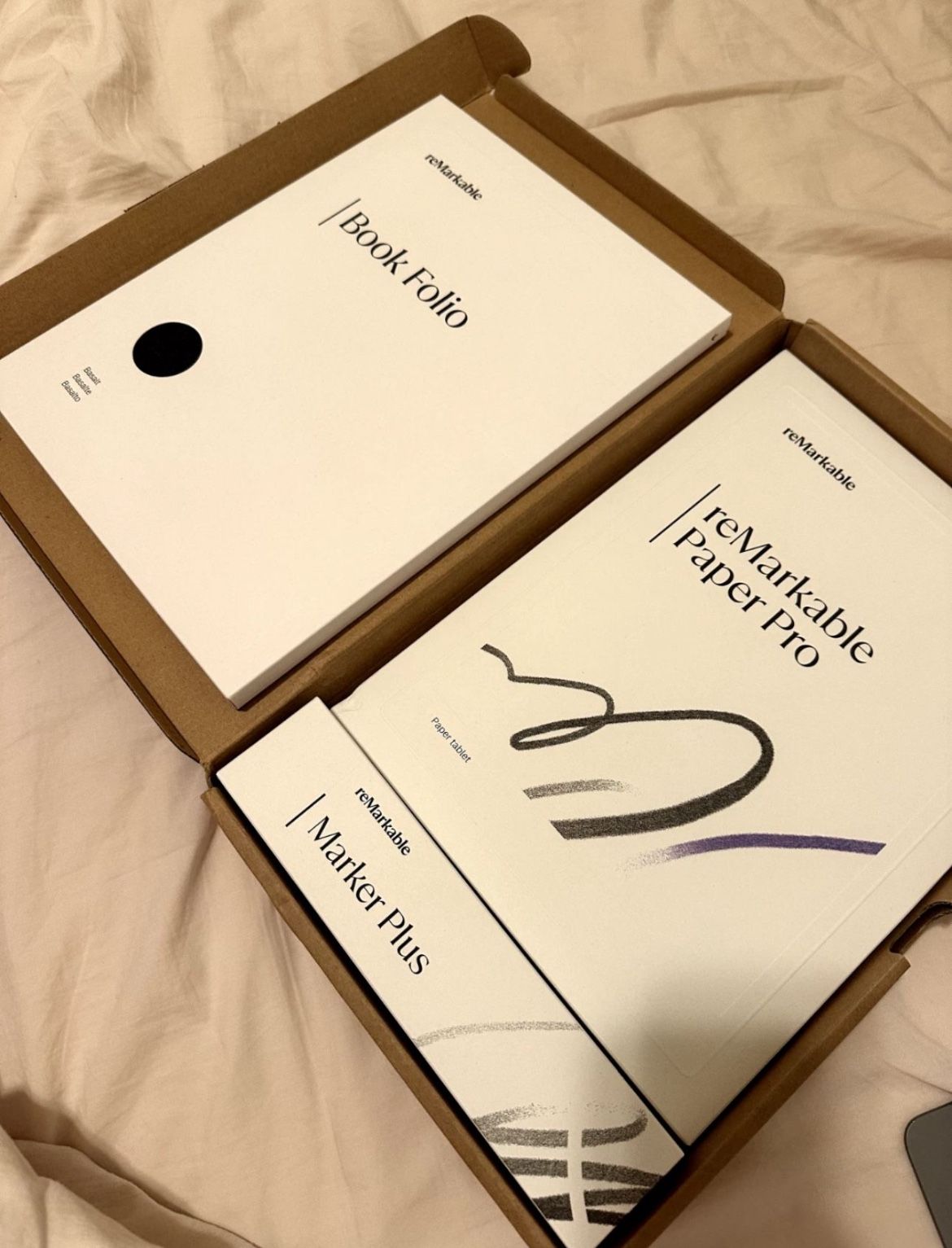 Remarkable paper pro 11.8” paper tablet with marker plus and book folio in mosaic weave