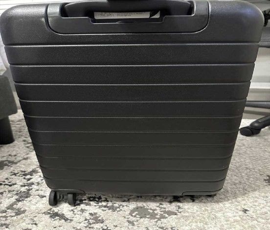 Explorer's Choice Bags - Travel Suitcases That Deliver others decade