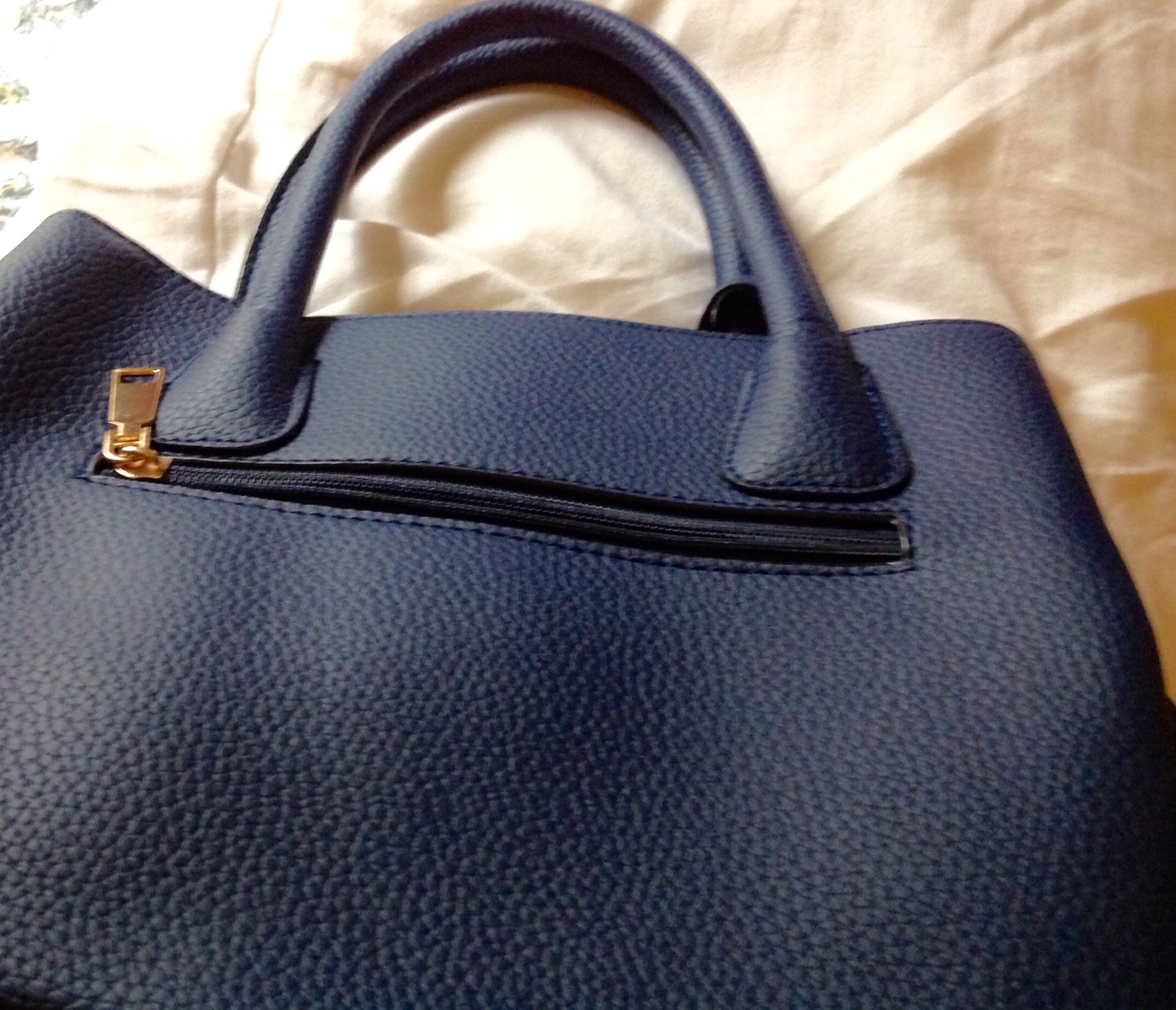 Medium Blue purse, durable Fashion Leather, W 12" by H 8", new.