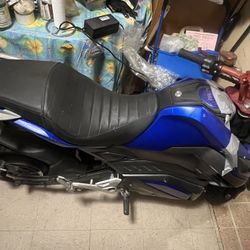 Z6 Electric Motorcycle  E-bike Moped (parts For Repair) 