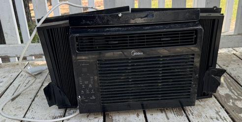 Window A/c With Remote Used For Only 4 Months 