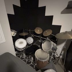 Drum set $175 or best offer