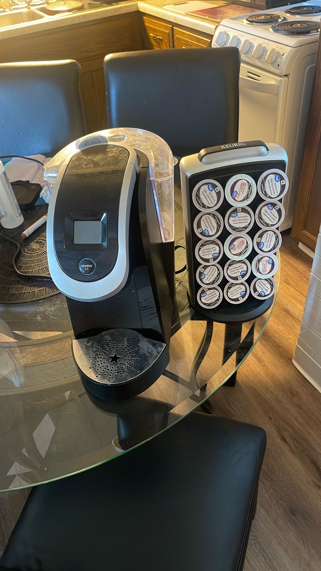 Keurig And Holder 20 Dollars