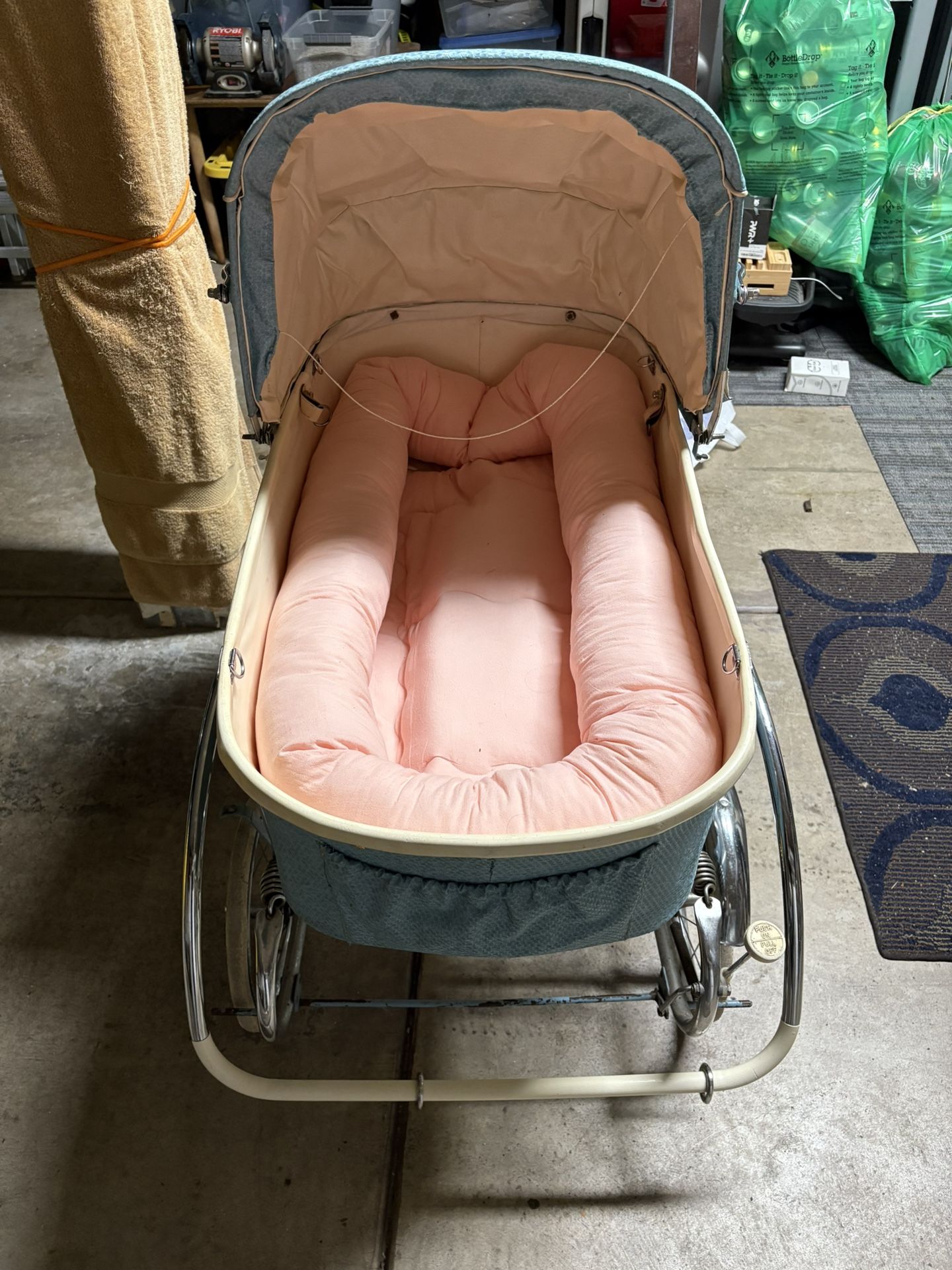 1940s-1950s Vintage Pram ( Buggy)