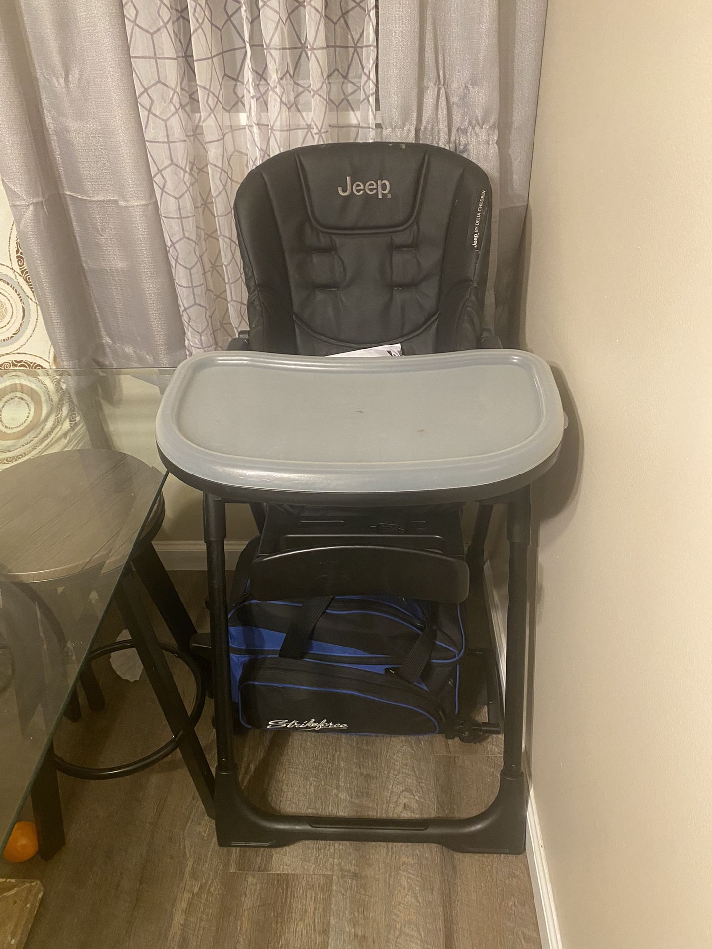 Jeep Black Leather High Chair 