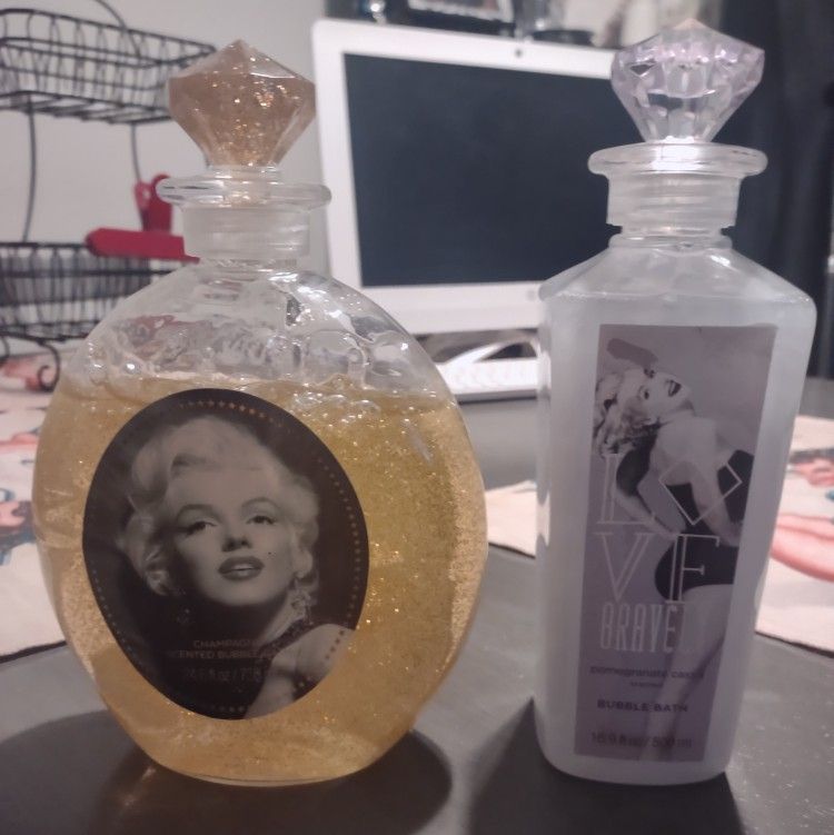 Marilyn Monroe Bubble Bath