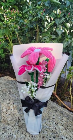 Beautiful Pipa Cleaner  Bouquet 