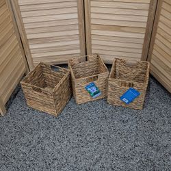 Set Of Three Wicker Baskets New. $10