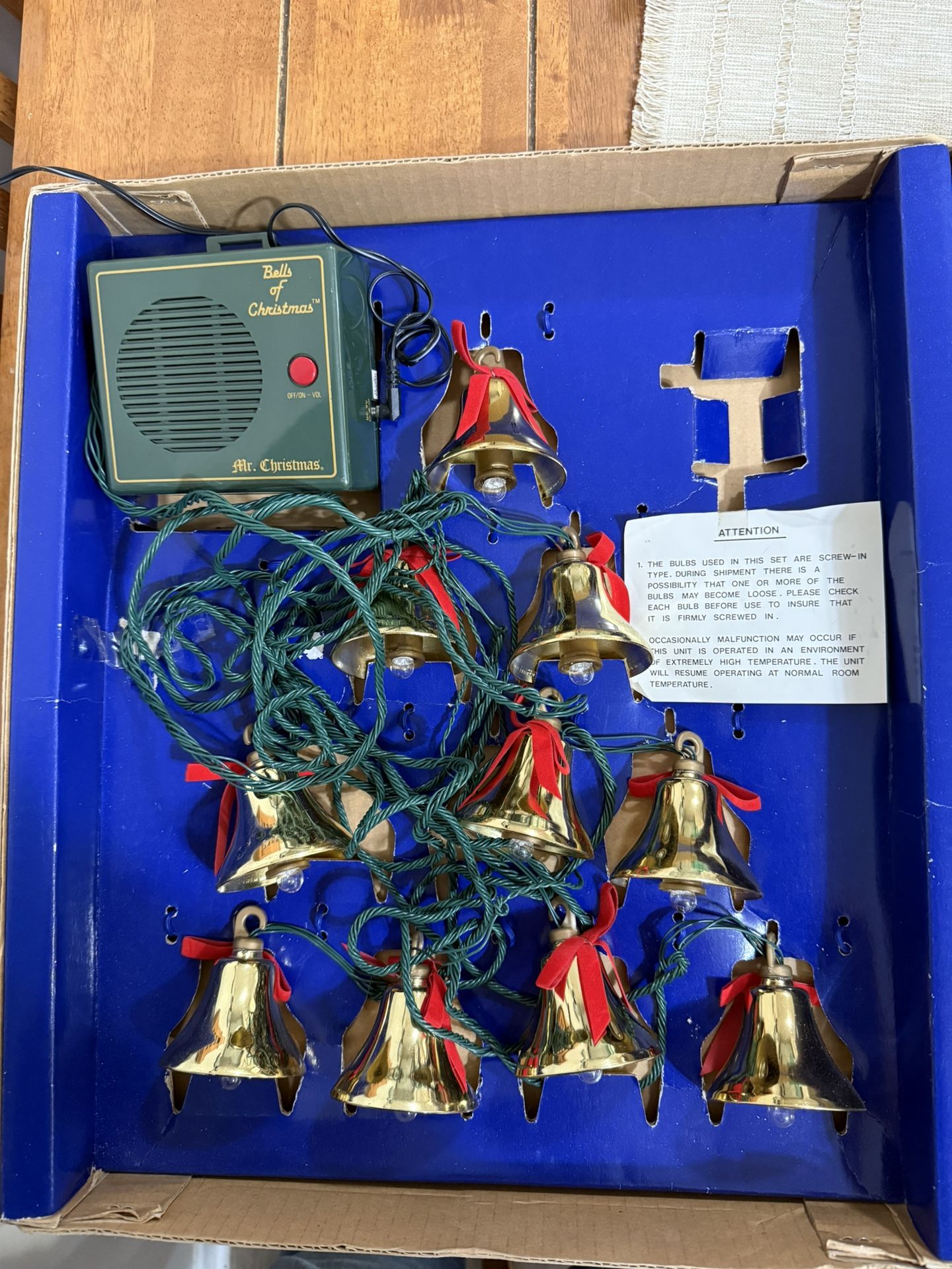 Vintage Bells of Christmas Mr. Christmas - Plays 15 Christmas Carols while lighting each bell
