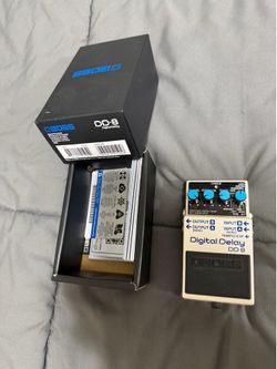 BOSS DD8 DIGITAL DELAY PEDAL  (ALMOST NEW!! ONLY USED TWICE!!!