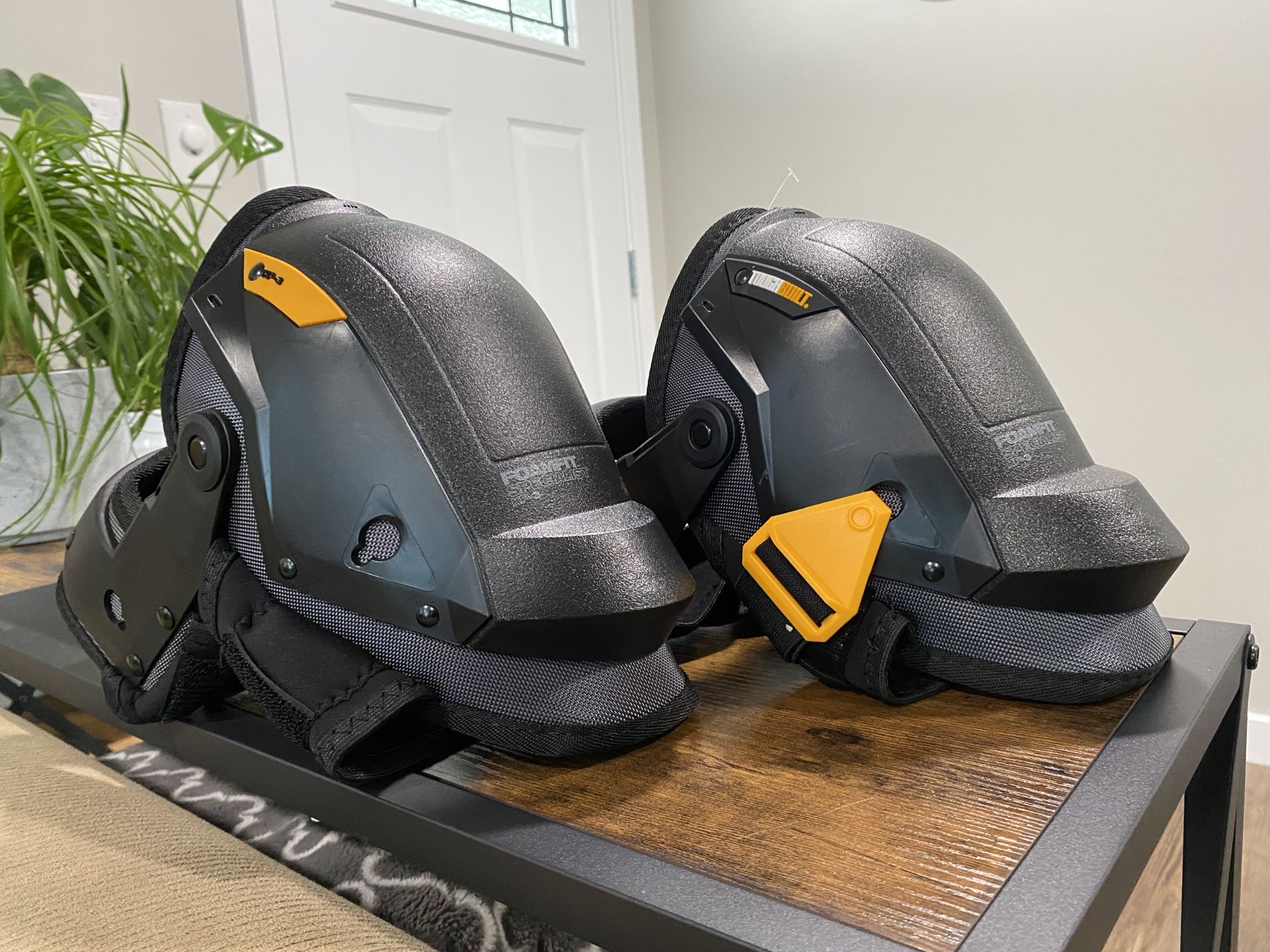 Tough built Knee pads