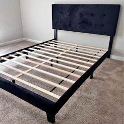 Full Size Bed 