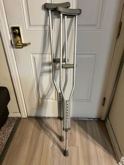 Adjustable Underarm Crutches Pair