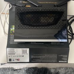 Netgear Nighthawk Mesh Extender AC1900