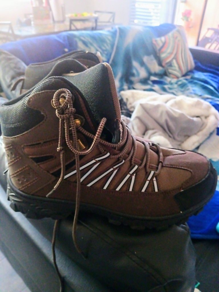 BRAND NEW WORK BOOTS FOR FASHION BOOTS FOR MEN.