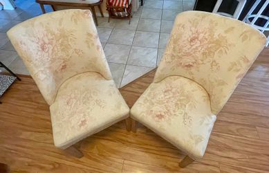 🌹 Pier 1 Imports Upholstered Dining Chairs – Set of 4