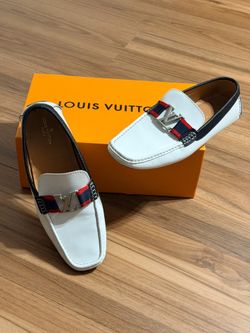 Louis Vuitton white loafers / deck / boat shoes size 11 MALE