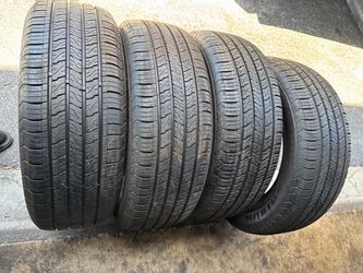 Set of 4 nice tires 235/60/17 ( We install & Balance)