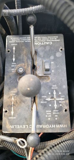 Hydraulic leveling kit for ford f350 camper originally but it now has