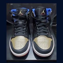 Jordan 1 Black Gold Red Size 8.5 Men’s