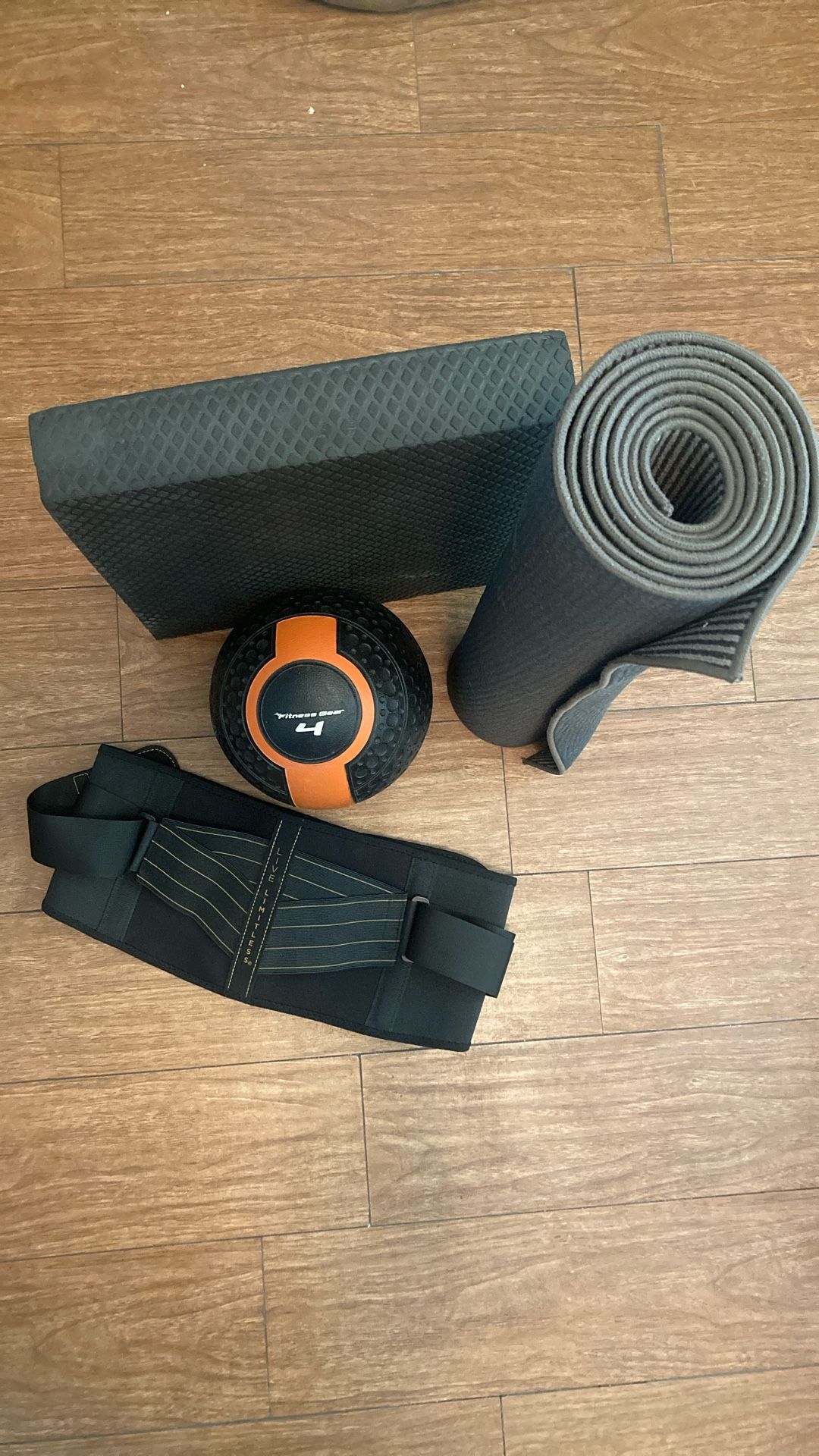Exercise Equipment Medicine Ball, Yoga mat, Copper Fit