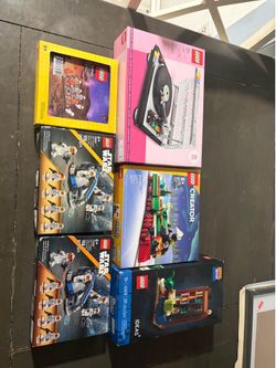 Lego GWP and ￼Star Wars battle pack