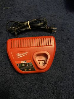Milwaukee m12 charger
