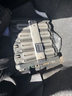 10 Kicker 2 Amps