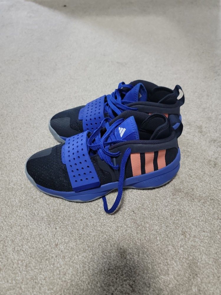 Adidas Dame 8.5