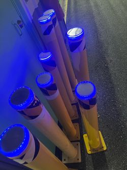 LED Light-Up Bollard Posts Set