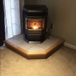 Whitfield Pellet Stove for Sale in Abingdon, MD - OfferUp