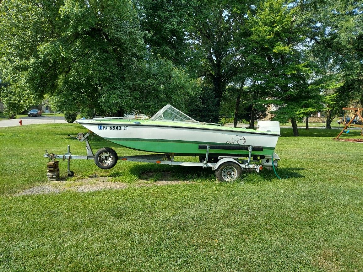 1971 Larson Glasspar Cutlass 16