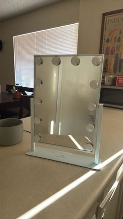 Impressions Light Up Vanity Mirror