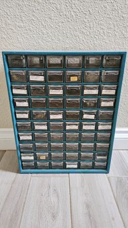 Small part Organizer 60 trays. Read....