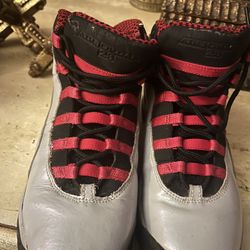 Boy Jordan’s Size 6y